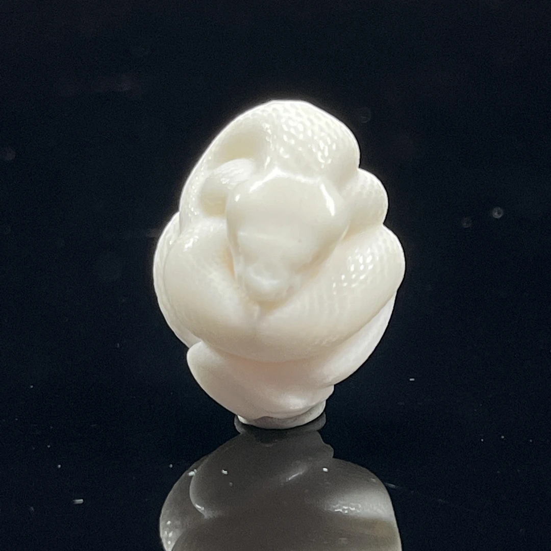 鹿角雕刻蛇吊坠配饰