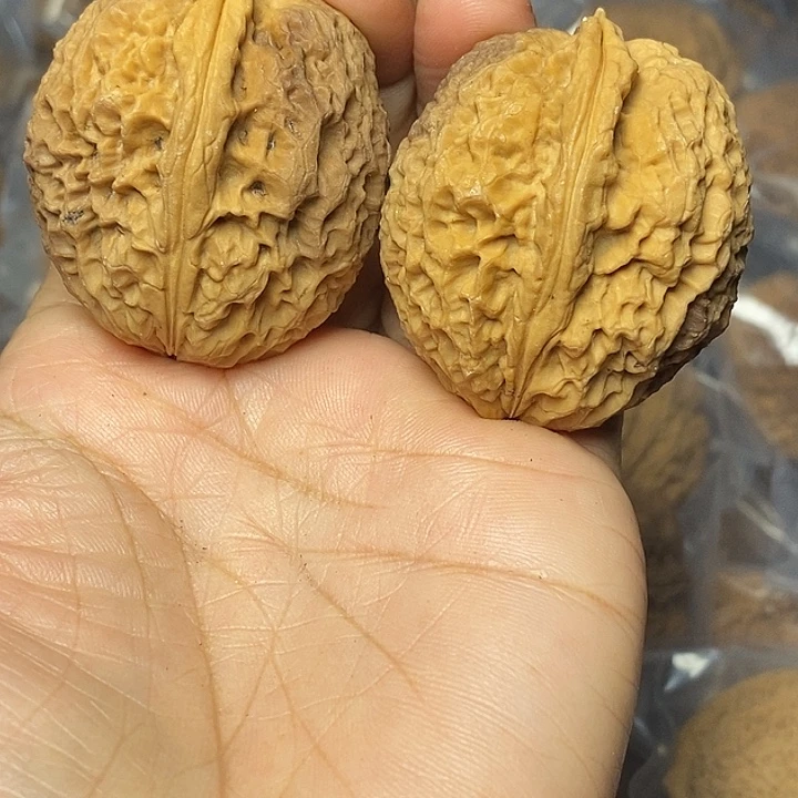 把件文玩核桃云南铁核桃80