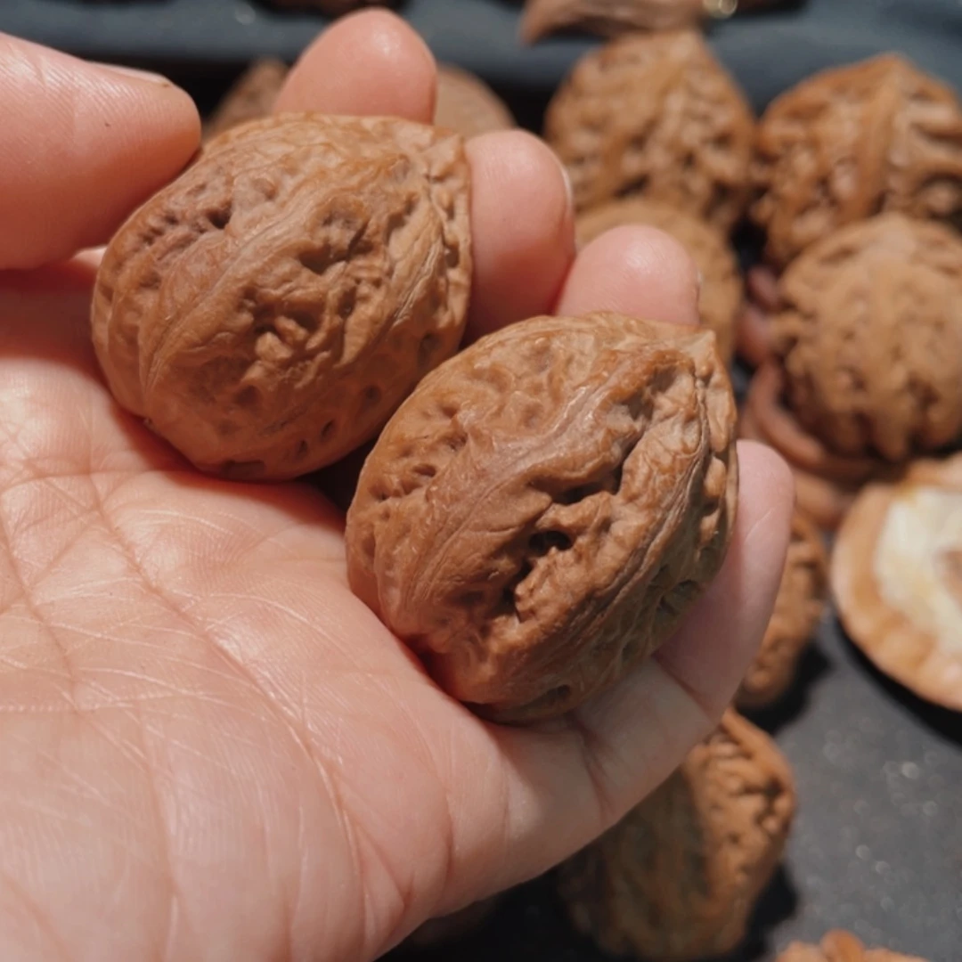【闪购商品】把件文玩核桃东北楸子29