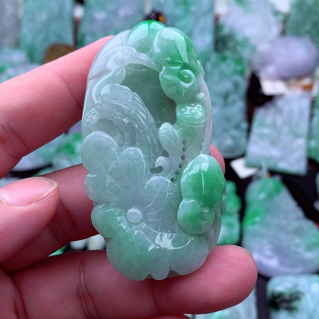 翡翠未镶嵌吊坠(不含链)