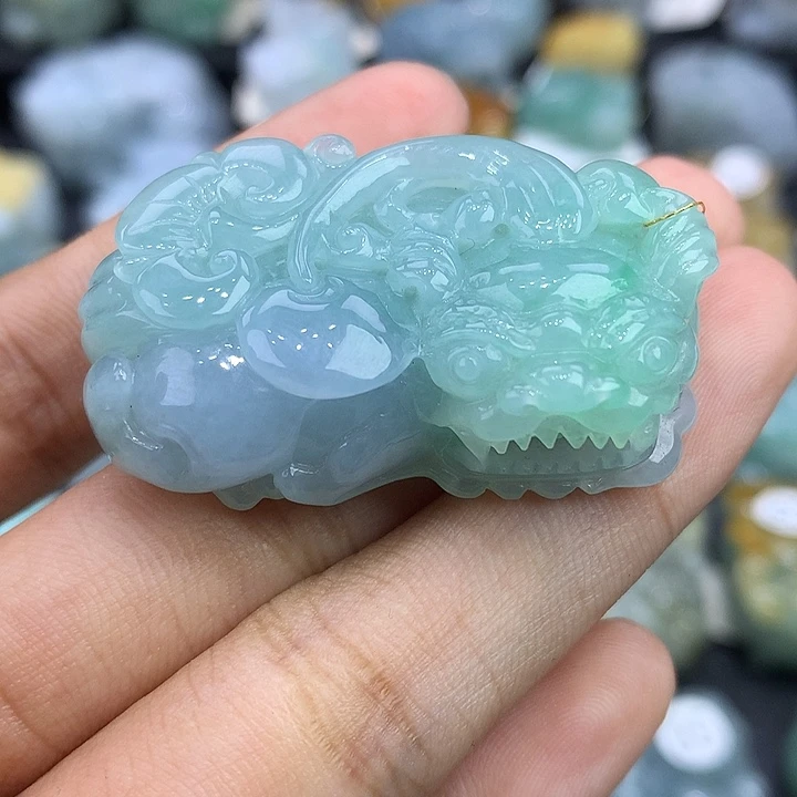 翡翠未镶嵌颈饰天然缅甸翡翠