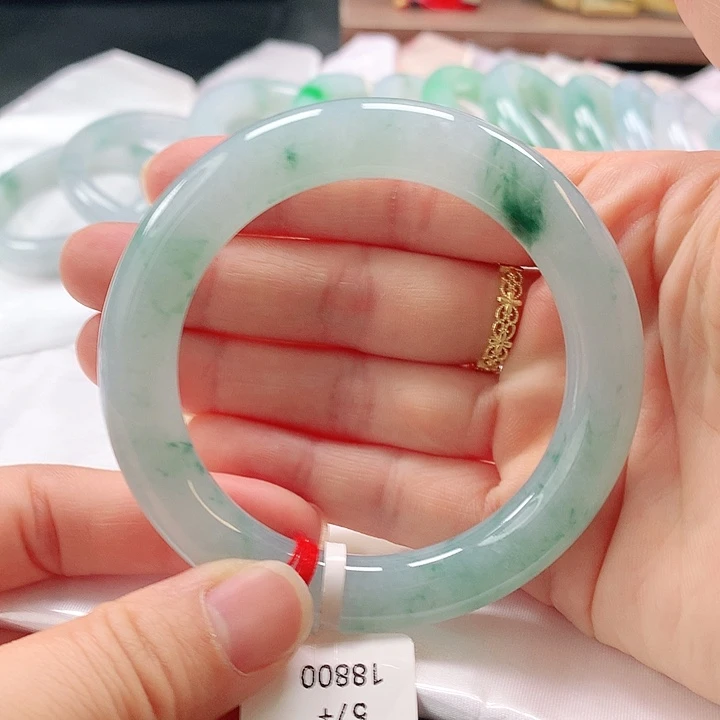 未镶嵌手镯翡翠缅甸A货翡翠手镯