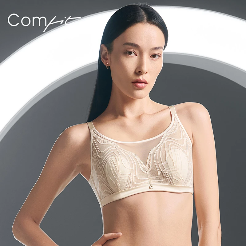 【阿苏专属】Comfit大码全罩杯薄蕾丝文胸显小内衣女士CB00185