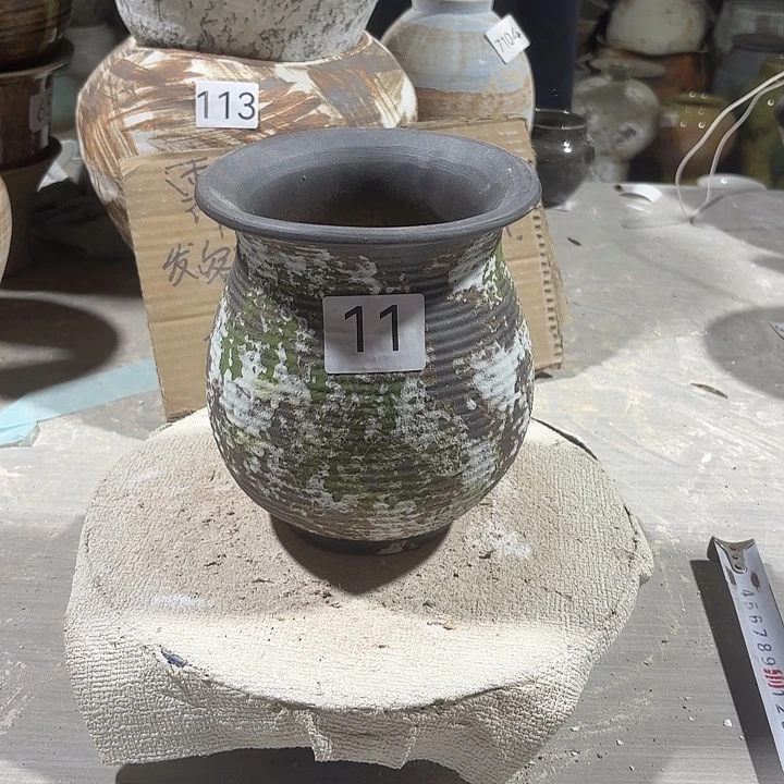 陶摆件高17，内口10，有孔，11