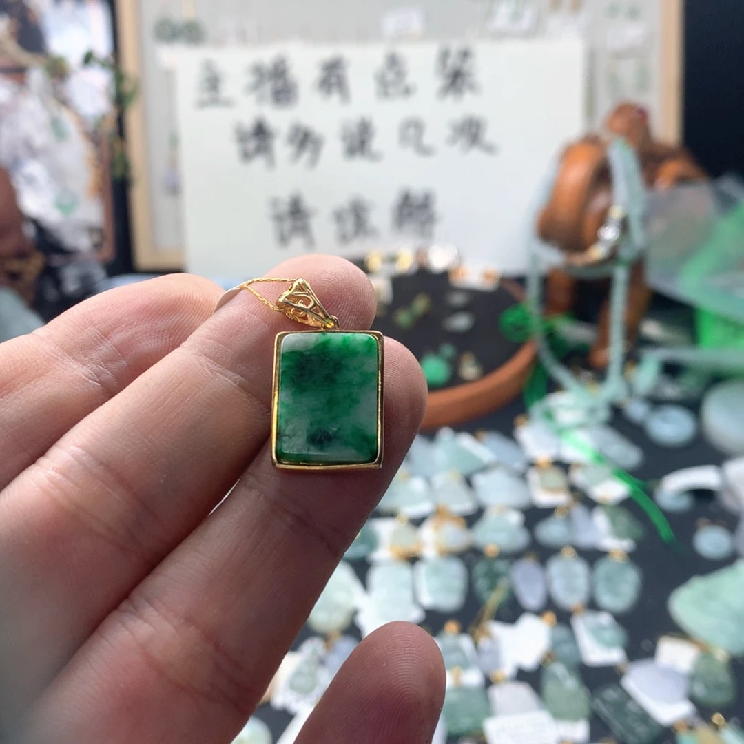 颈饰银S925镶嵌翡翠