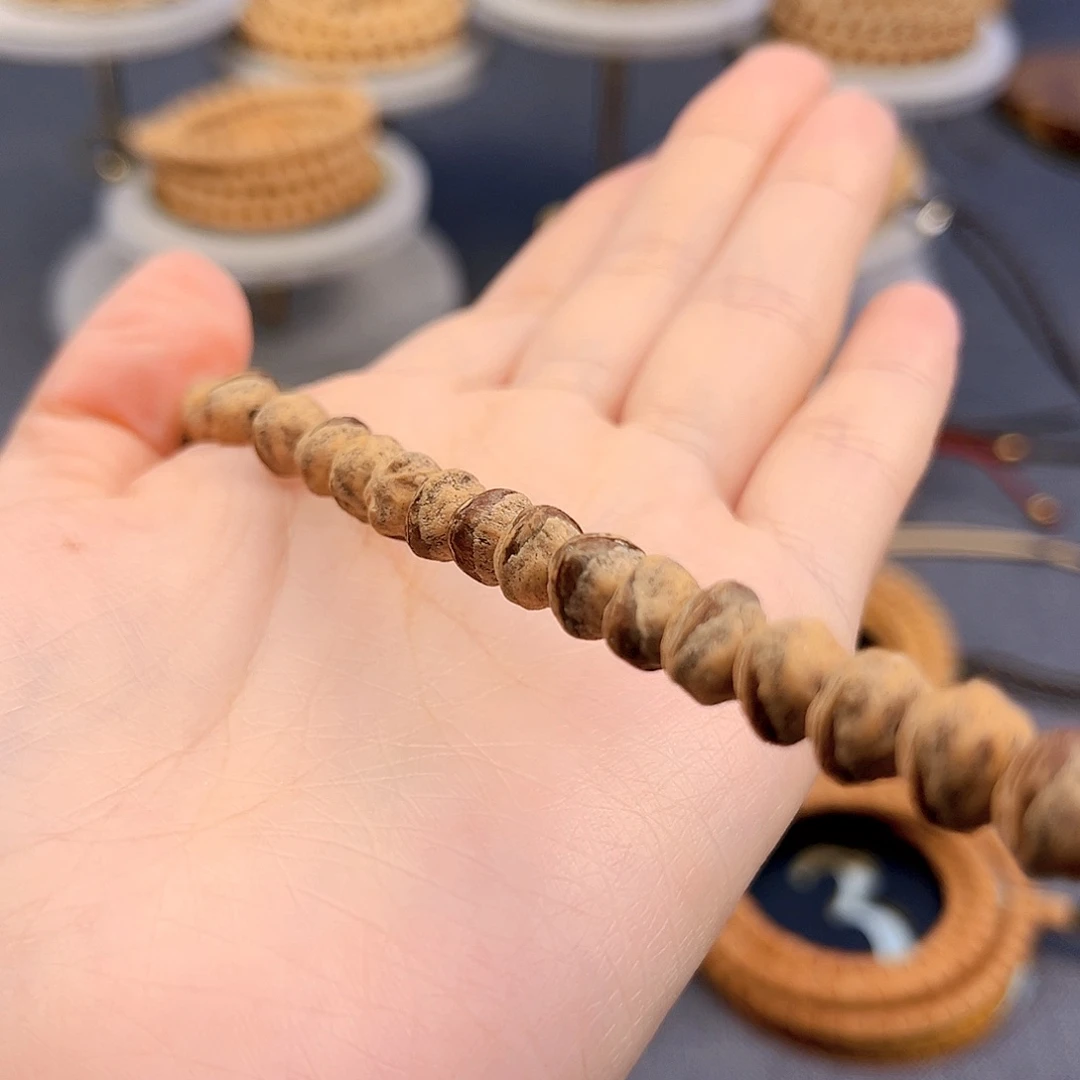 H***x柏香籽/百香籽吊坠