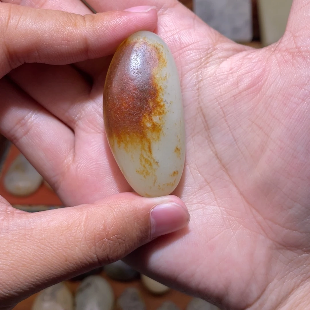 用***辉定制和田玉未镶嵌1