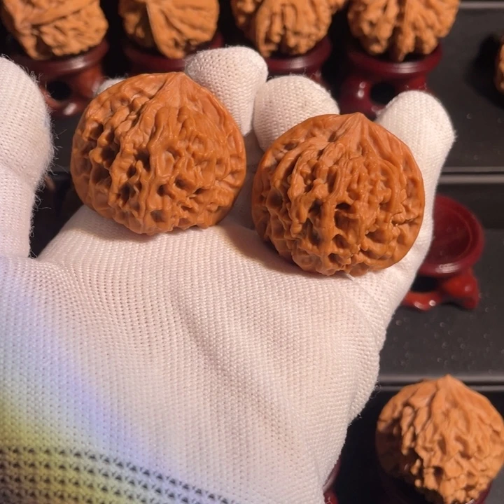 文玩核桃吊坠39官帽