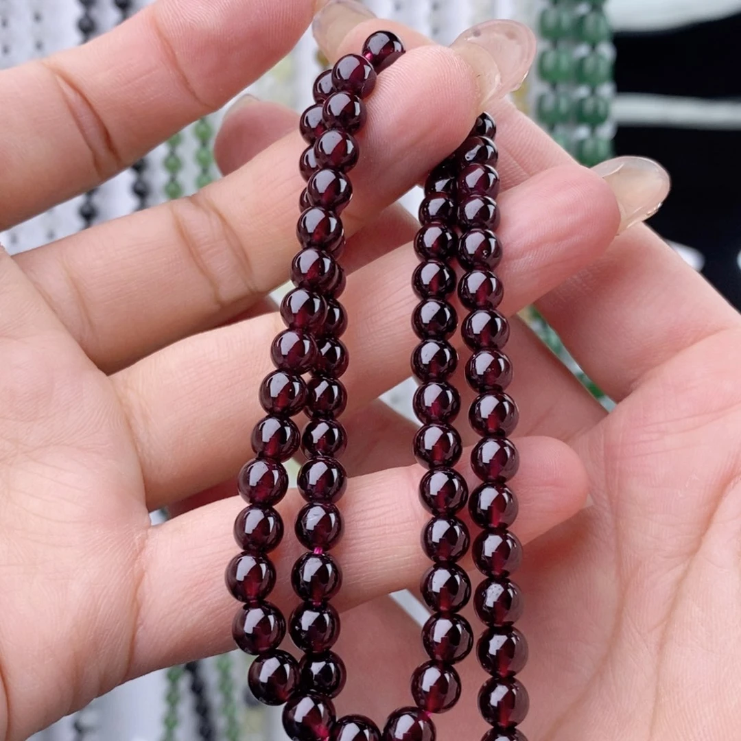 石榴石颈饰未镶嵌土****草