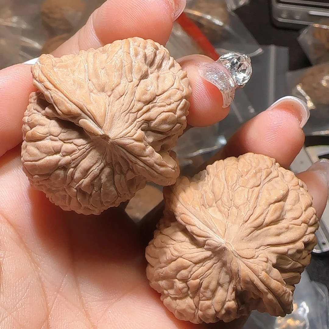 文玩核桃吊坠9*38➕大肚金钱豹全