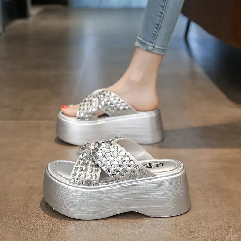 拖鞋女2024新款外穿时尚厚底韩版水钻松糕底高跟百搭增高凉拖鞋子