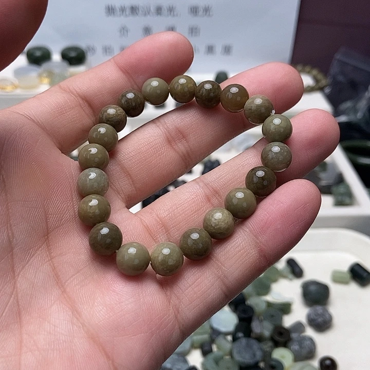 和田玉未镶嵌颈饰9mm