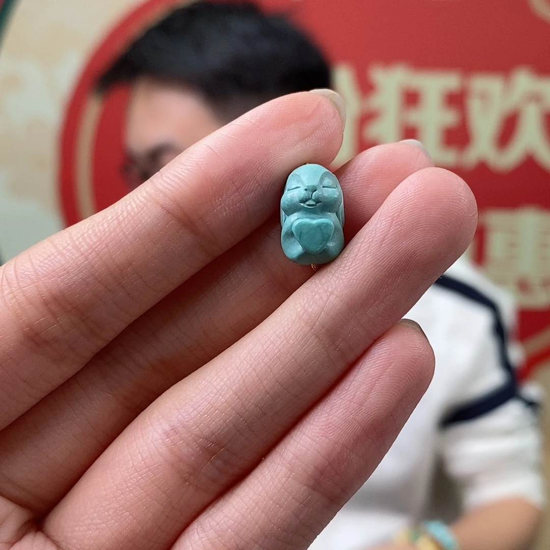 绿松石未镶嵌挂件