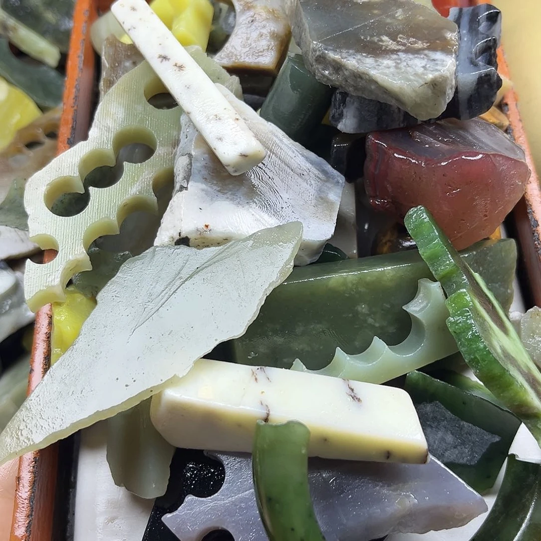 颈饰未镶嵌和田玉牛*子