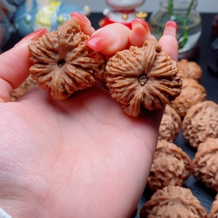 文玩核桃把件高炮凹底39