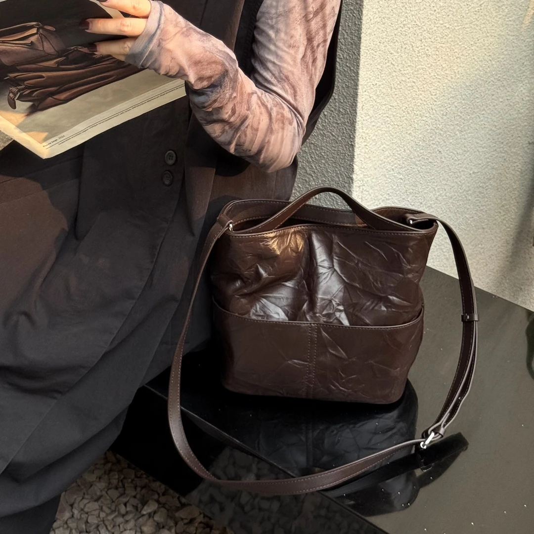 ZEUGEE【小众双口袋水桶】植鞣牛皮休闲百搭通勤手提斜挎包单肩