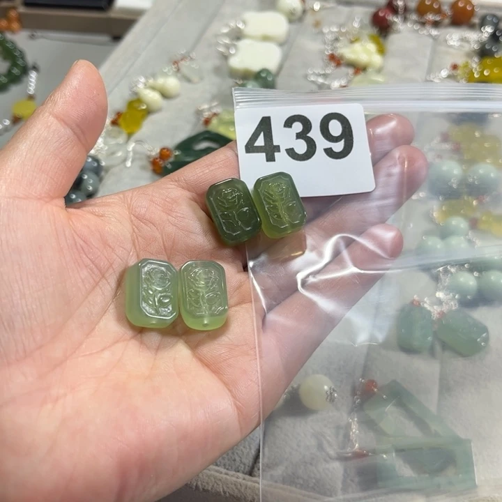 蛇纹石玉耳饰未镶嵌用****5