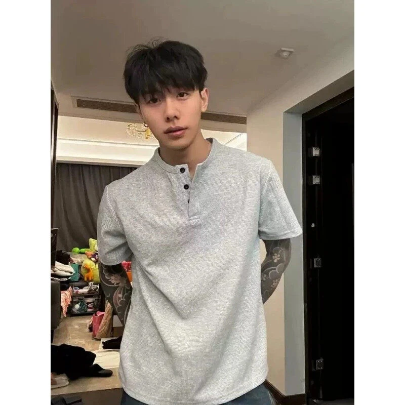 浅灰色亨利领短袖男款华夫格t恤打底衫显肌肉健身美式复古polo衫