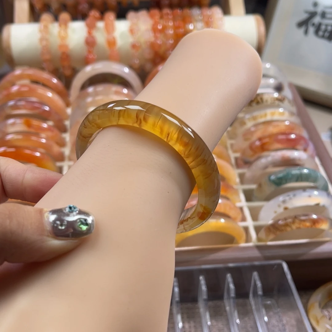 手镯玛瑙/玉髓合金57