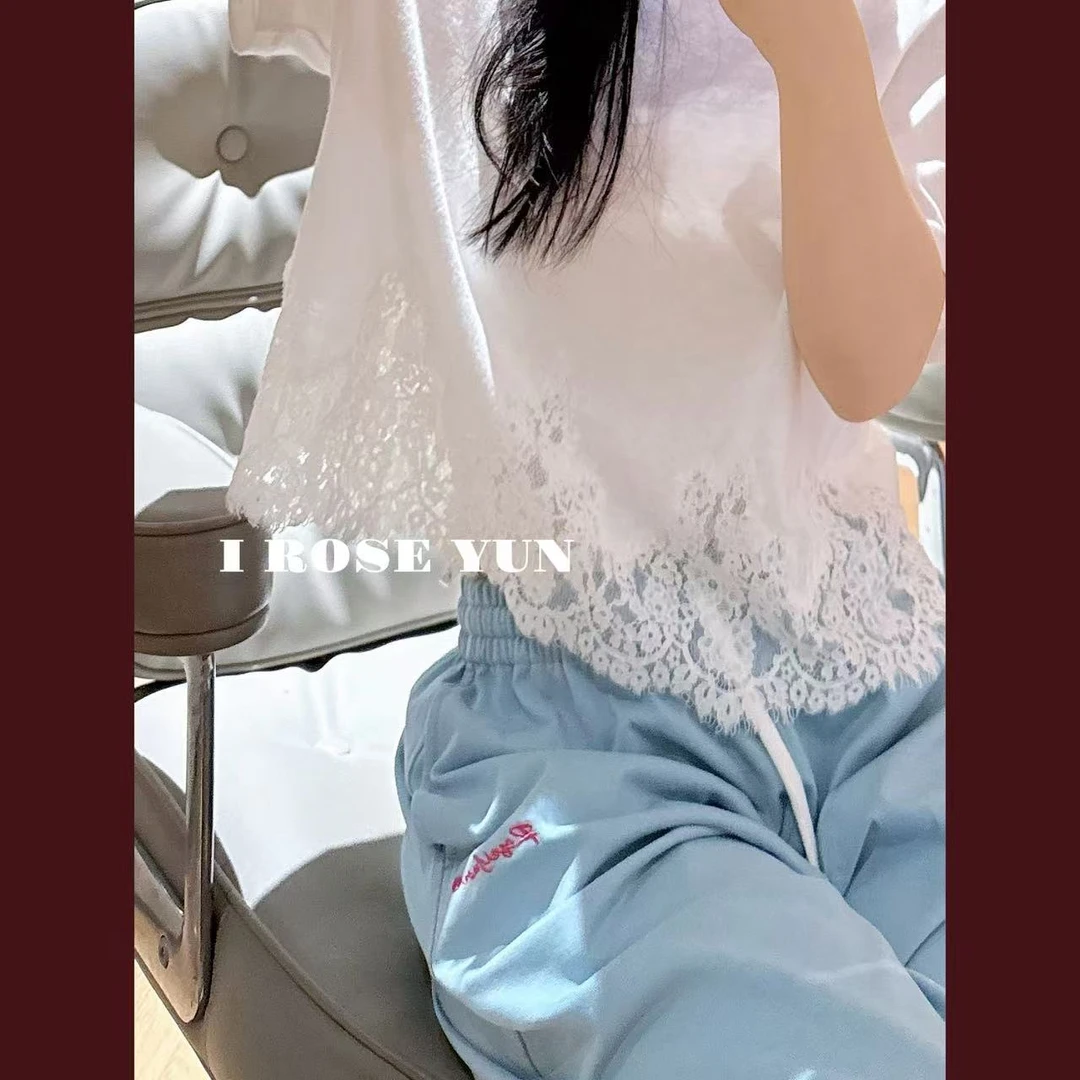 【Rose Yun】轻氧春日 睫毛镂空蕾丝下摆短袖T恤 JY035077