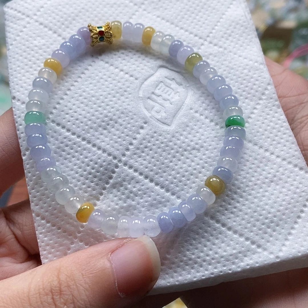 翡翠颈饰未镶嵌闪