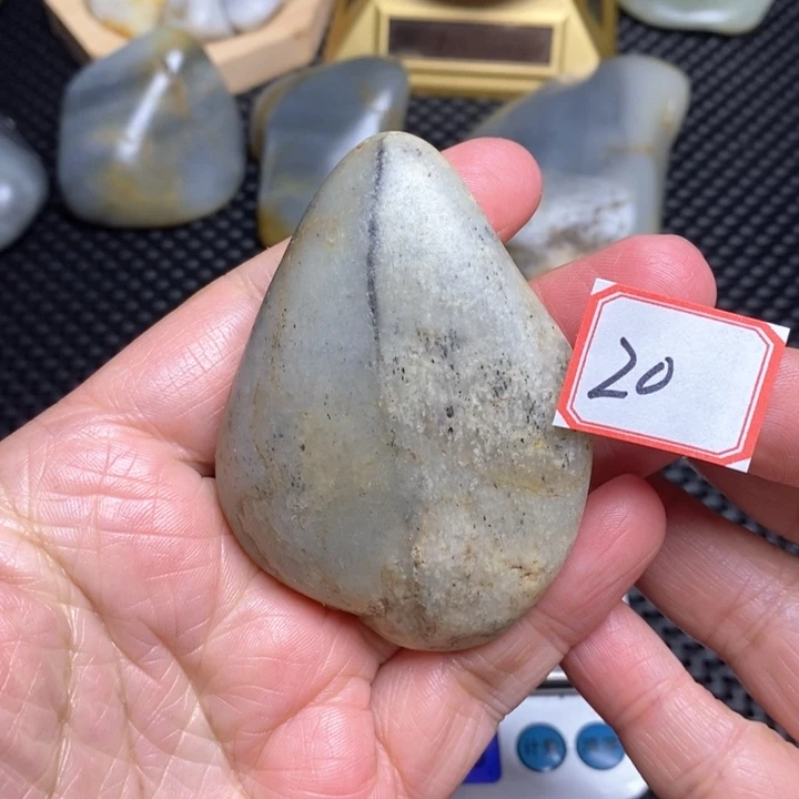 未镶嵌和田玉把件20