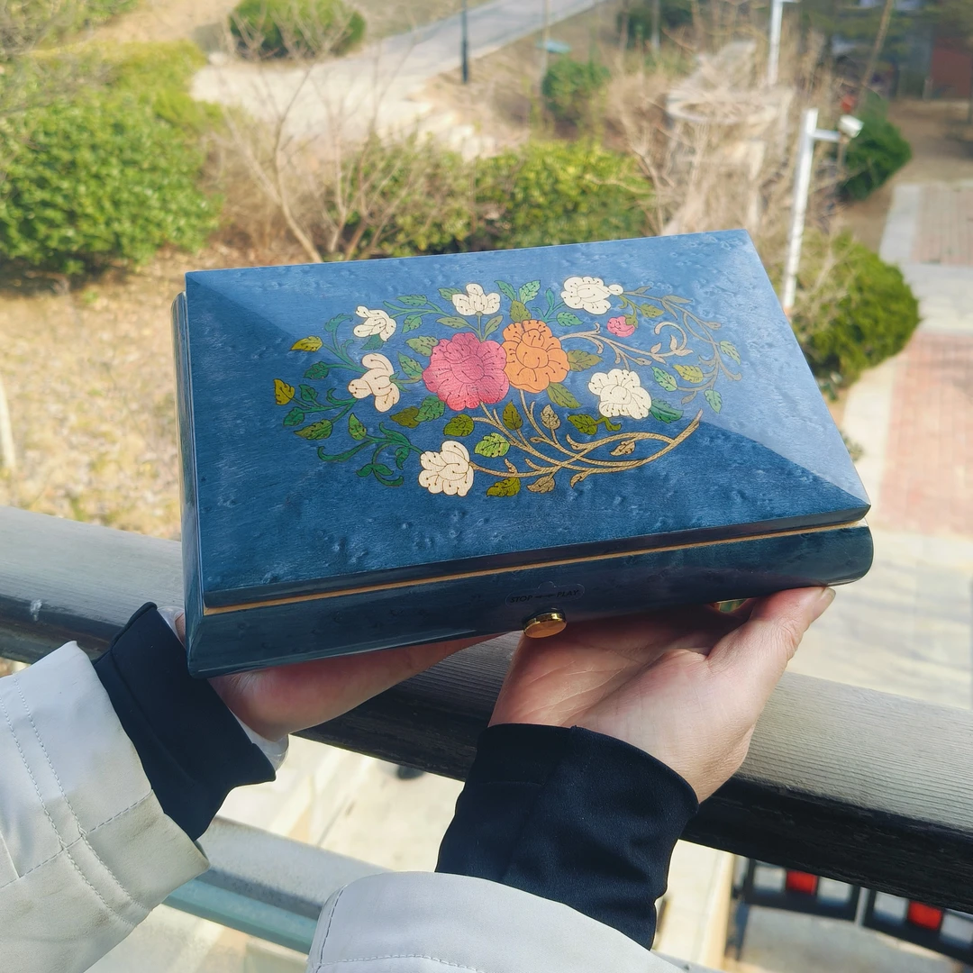 雷曼士50音欧式女生日礼物天空之城千与千寻发条机械八音盒音乐盒