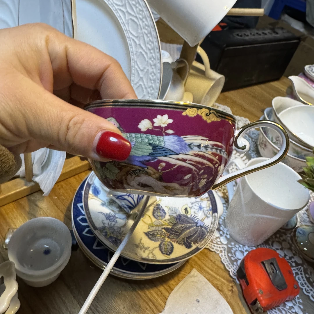 外贸尾单紫孔雀杯子微瑕