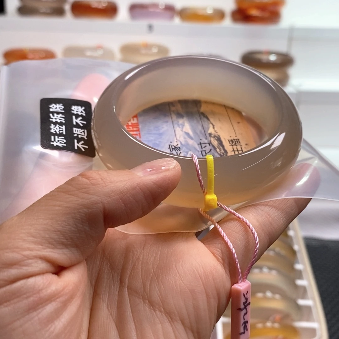 M***G手镯玛瑙/玉髓未镶嵌有俏色渐变料根发丝