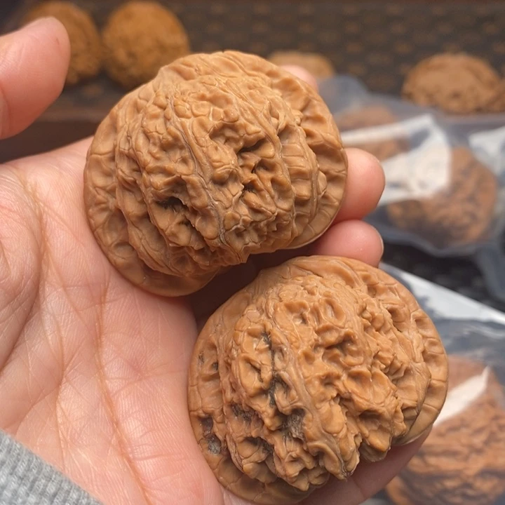 把件文玩核桃龙洞裕44尺