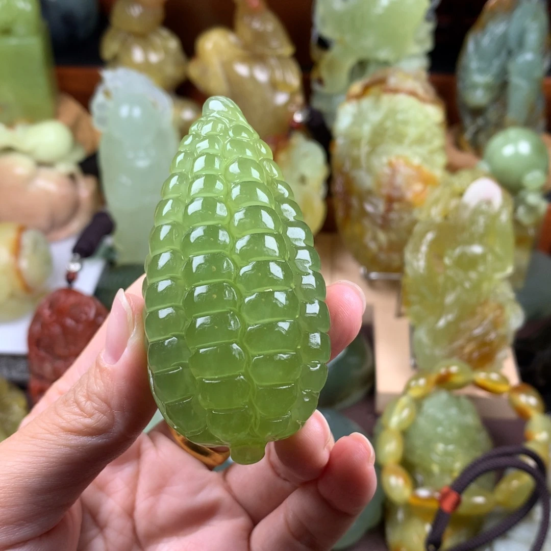 *****岫玉未镶嵌手把件