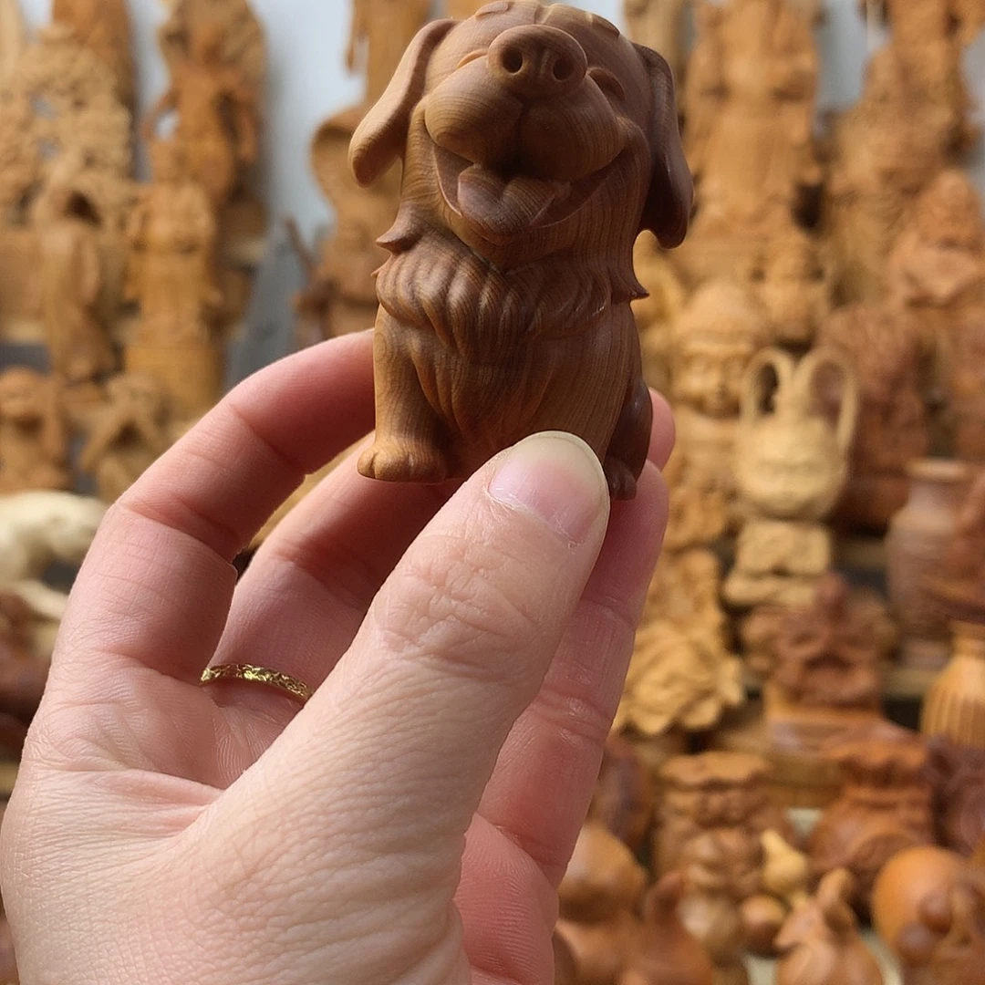 是****柏木（崖柏）一物一拍狗狗