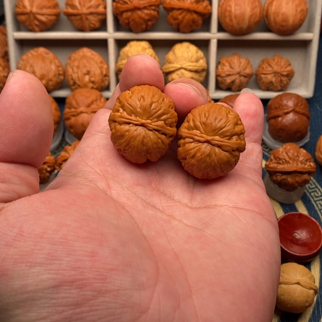 哎***、文玩核桃把件南瓜元宝