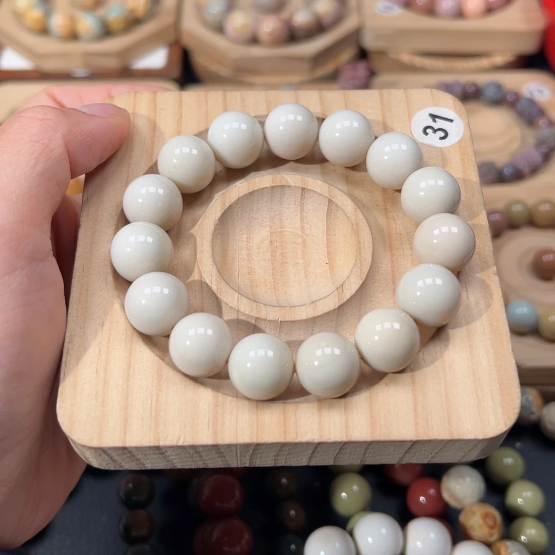 一***华石英质玉未镶嵌手链19