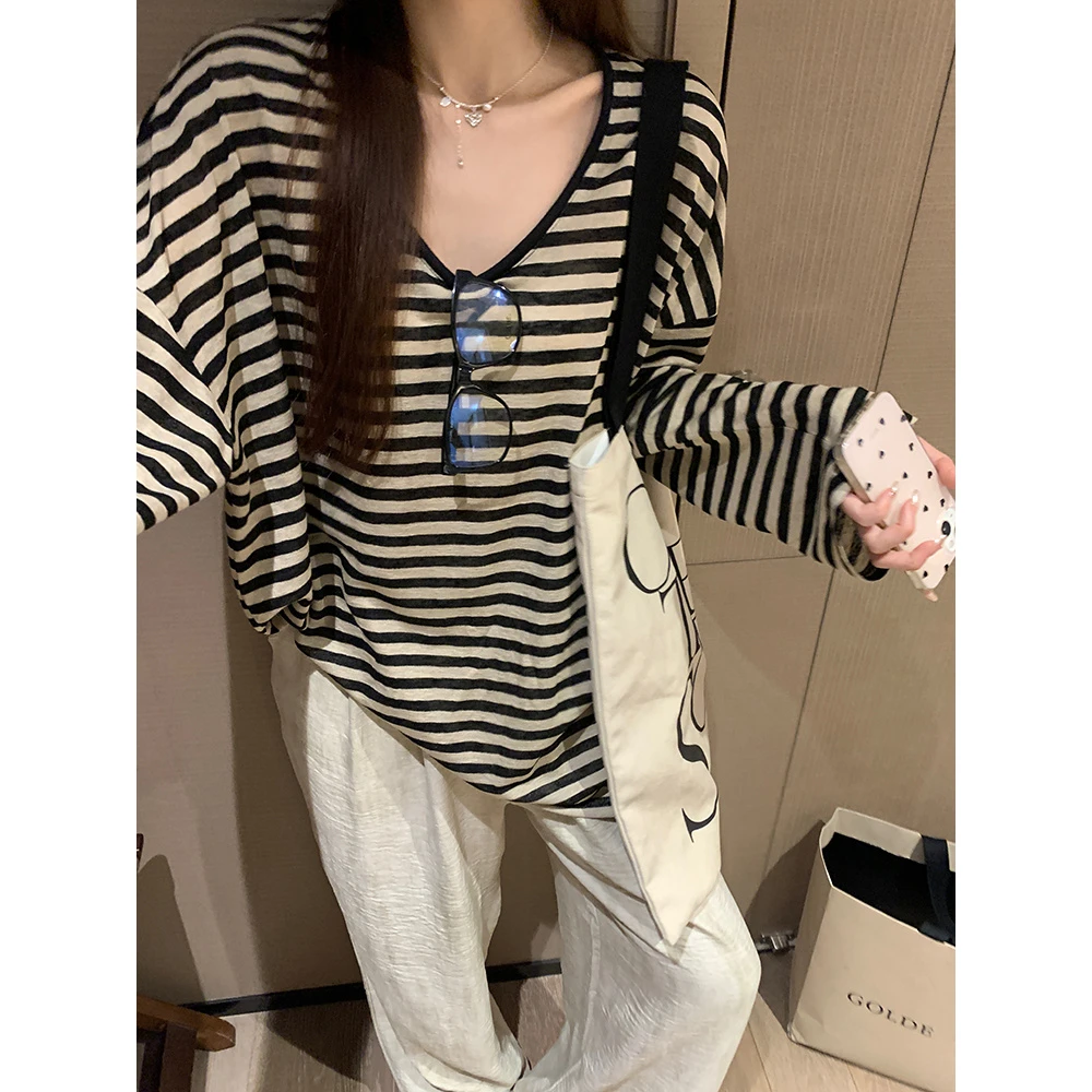 早秋新款罗纹慵懒风条纹圆领防晒长袖t恤女薄款宽松显瘦罩衫上衣