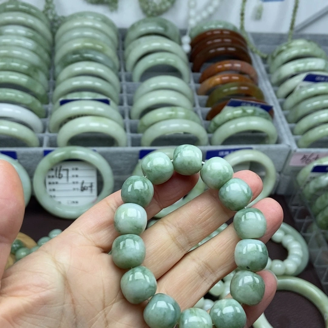 蛇纹石玉未镶嵌手链