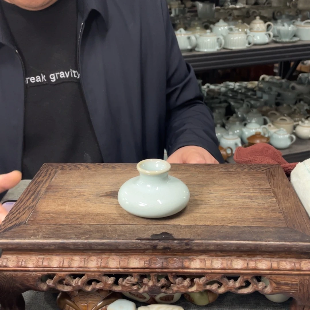 瓷片天青釉瓶型盖置