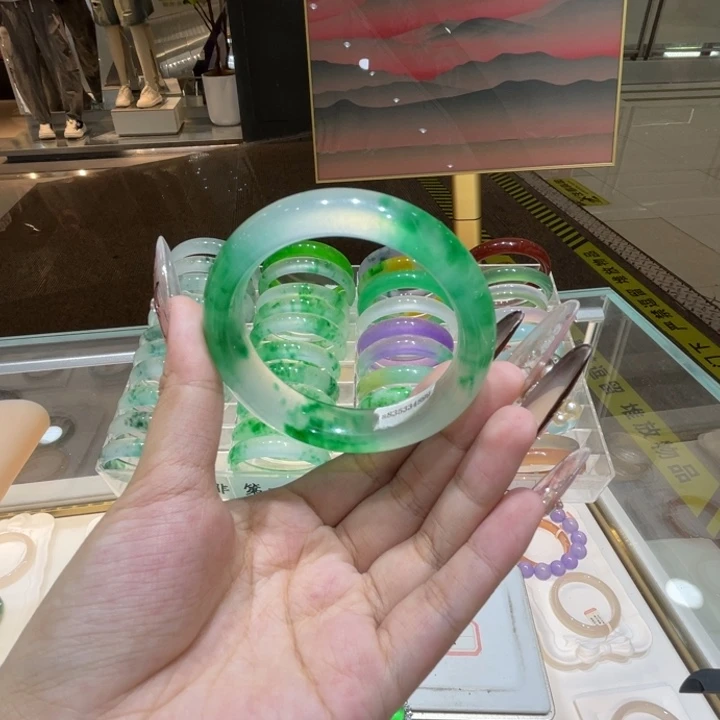 *****翡翠手镯未镶嵌翡翠手镯