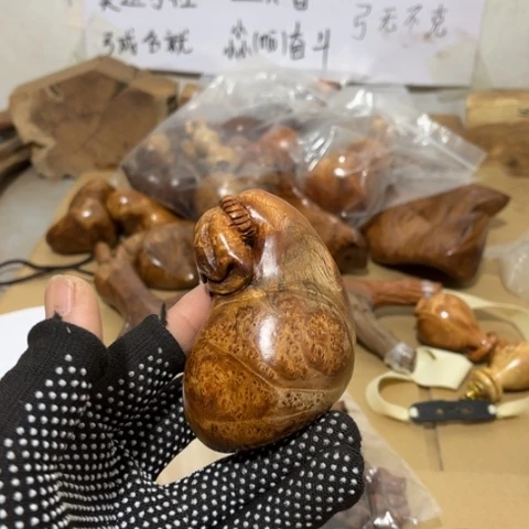 大果紫檀（缅甸花梨）肖*