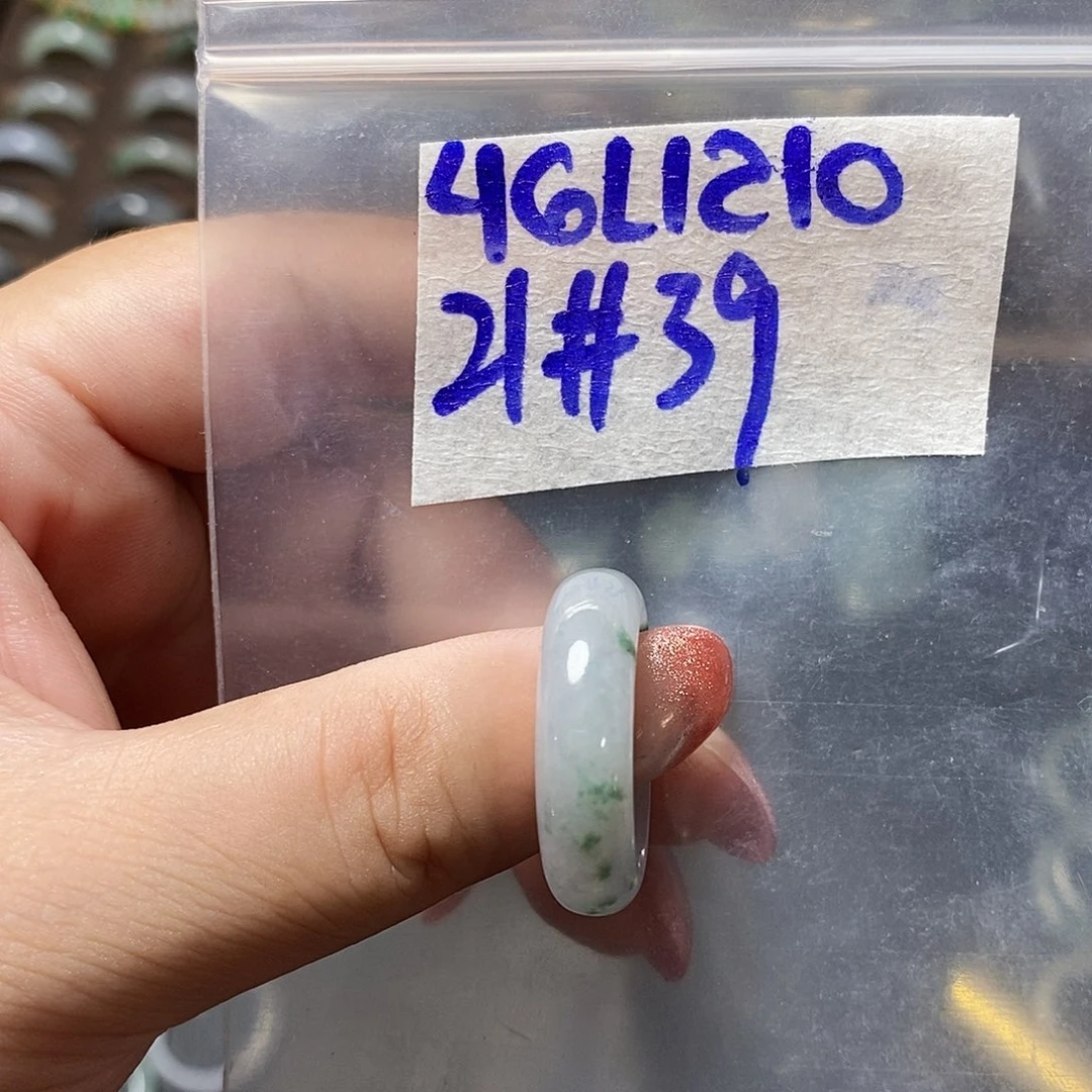 未镶嵌定制翡翠翡翠