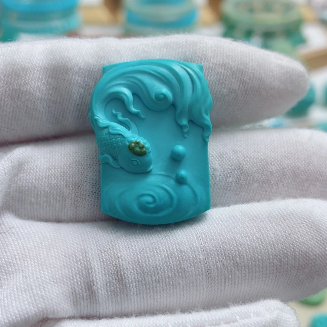 绿松石未镶嵌珠宝奇石