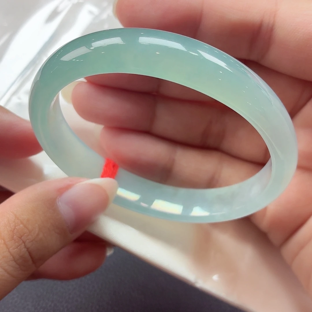 翡翠未镶嵌手镯（贵妃镯）天然缅甸A货翡翠