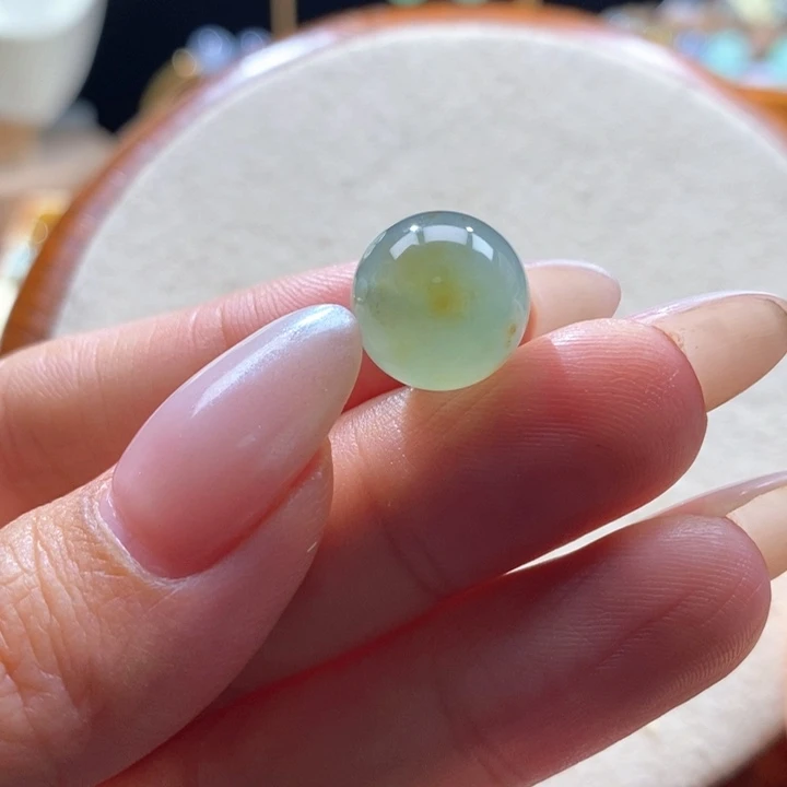 翡翠未镶嵌吊坠(不含链)翡翠高冰晴绿洒金珠卡12.8m