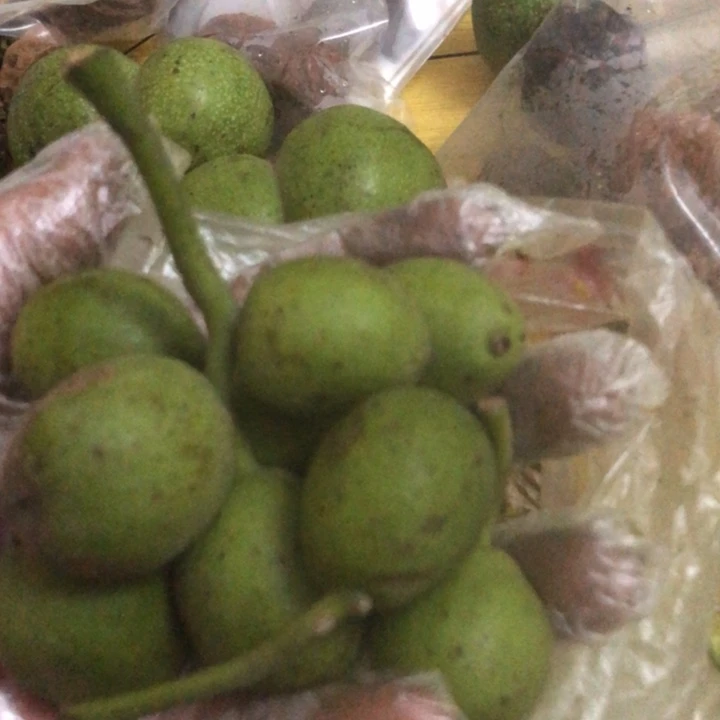 鲜****u文玩核桃蛤蟆蛤蟆头小果