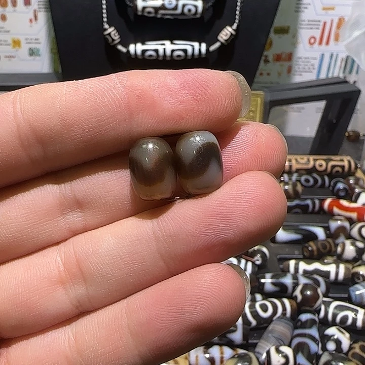 眼***冰玛瑙/玉髓未镶嵌颈饰