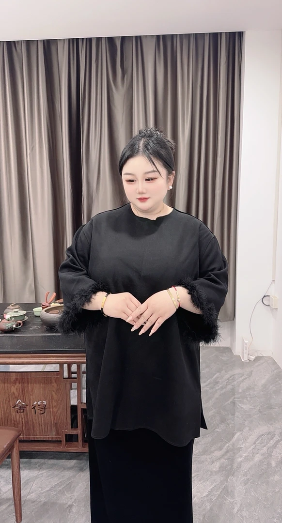 【简爱】国风大码女装百搭宽松羊毛呢圆领简约上衣