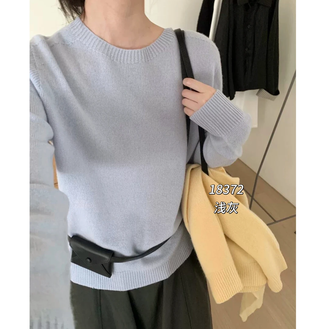 18372（部分无水洗唛介意慎拍）CHUXUN净版圆领无缝长袖针织衫