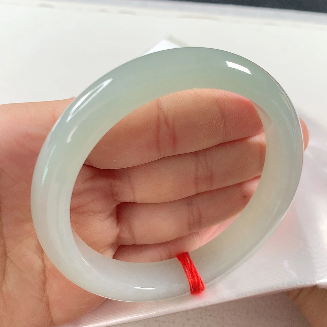 翡翠手镯未镶嵌60-61圈口①①⑧