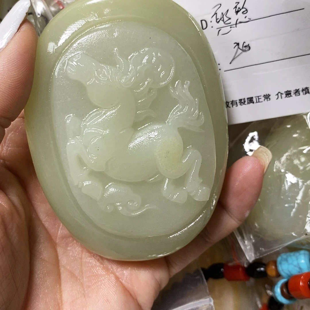 石材憨****2古青石手把件