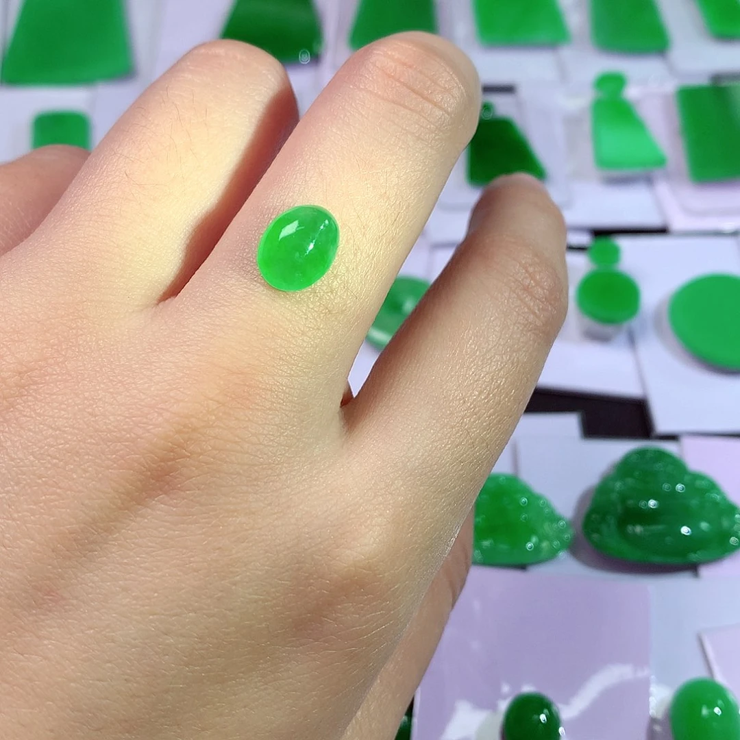 颈饰未镶嵌翡翠天然翡翠